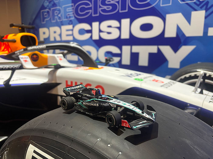 Professional F1 replica RC cars — Ferrari, McLaren, Mercedes-AMG Petronas